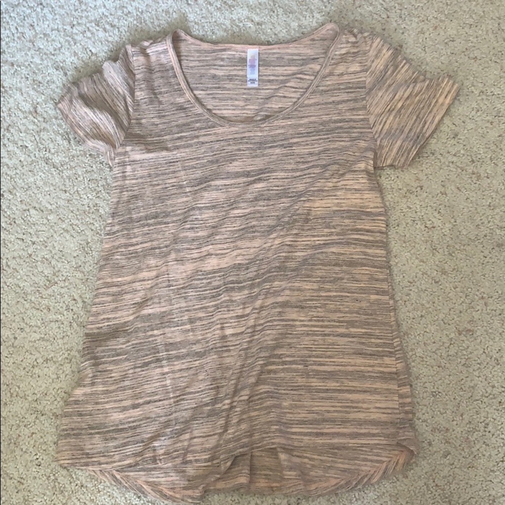 LuLaRoe shirt
